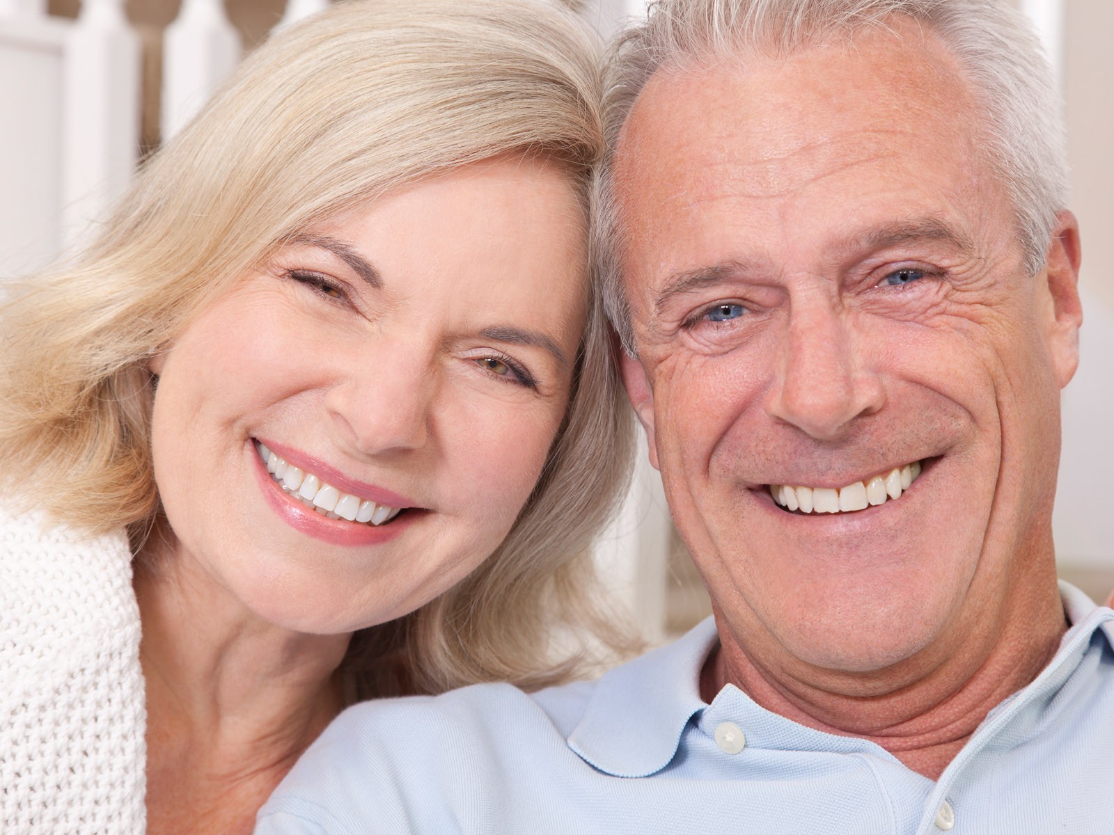 How to Find the Right Cosmetic Denture