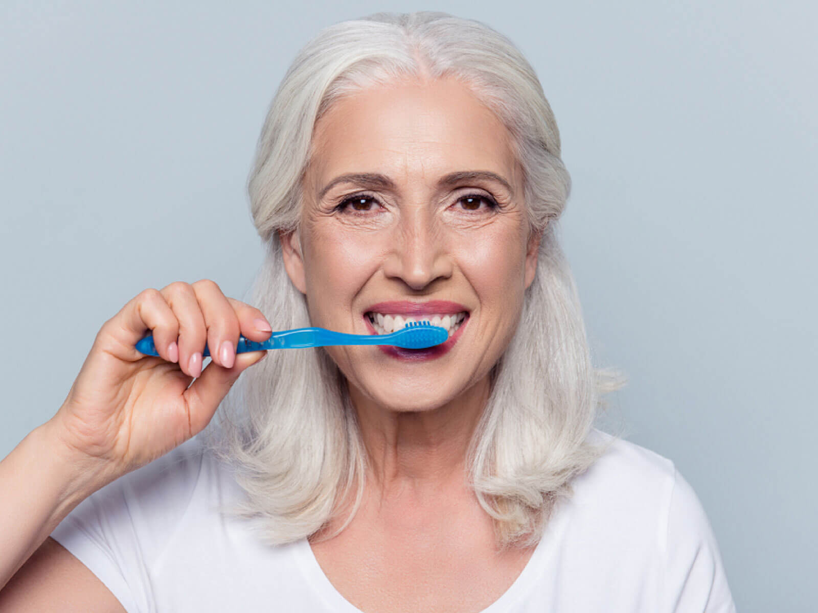 Maintaining Healthy Teeth And Gums In Your Golden Years
