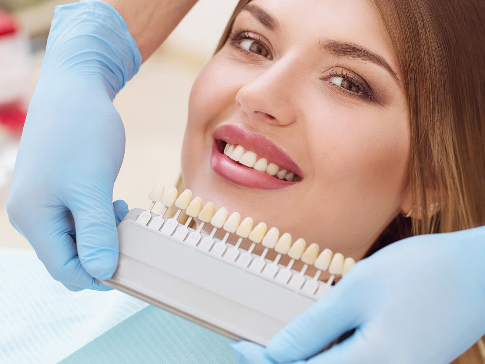 The Long-Term Benefits of Dental Implants Over Dentures